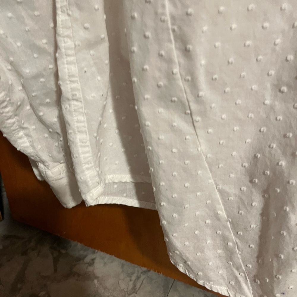 Gap Maternity Button Up - Picture 5 of 5
